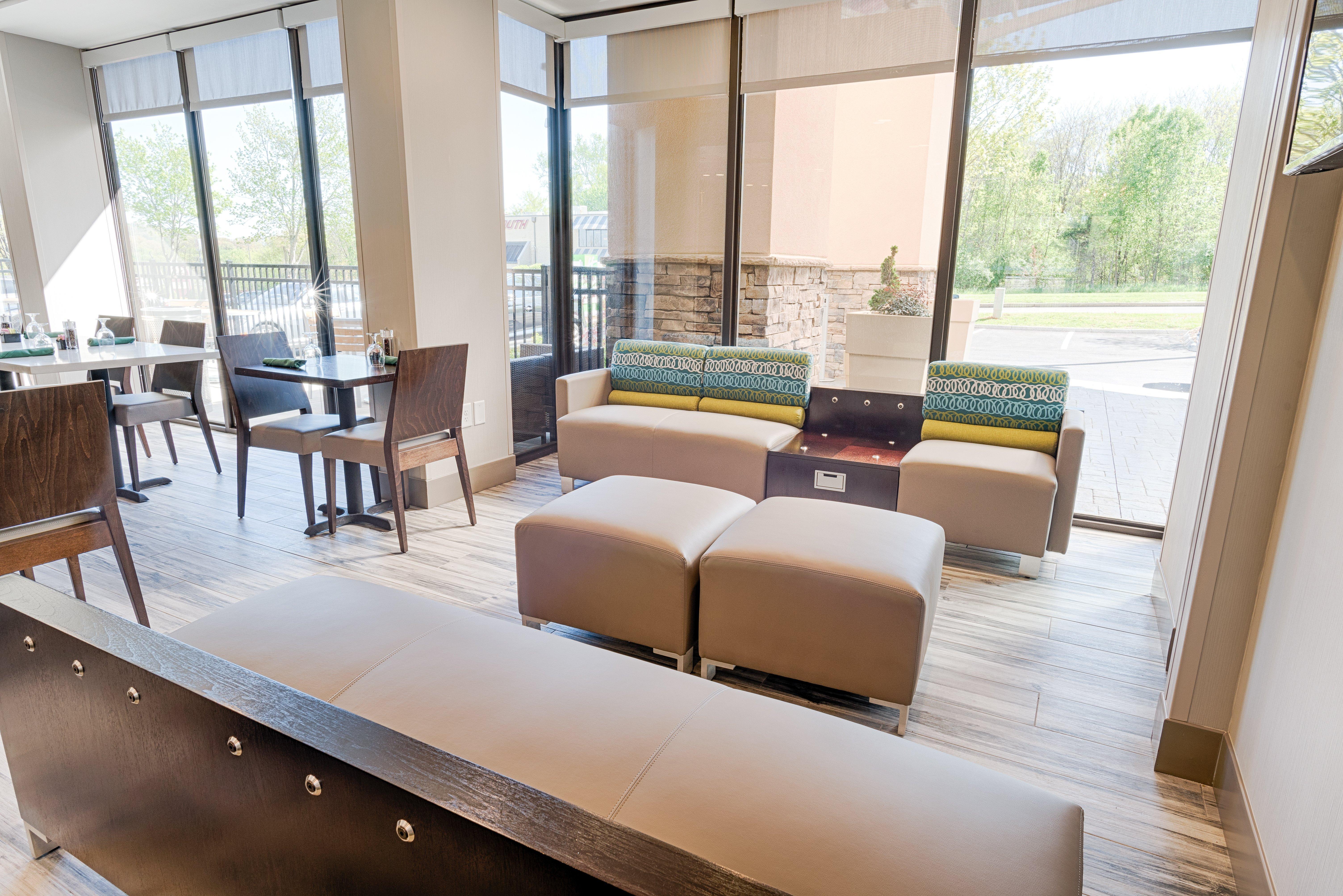 Holiday Inn Knoxville N - Merchant Drive By Ihg Екстериор снимка