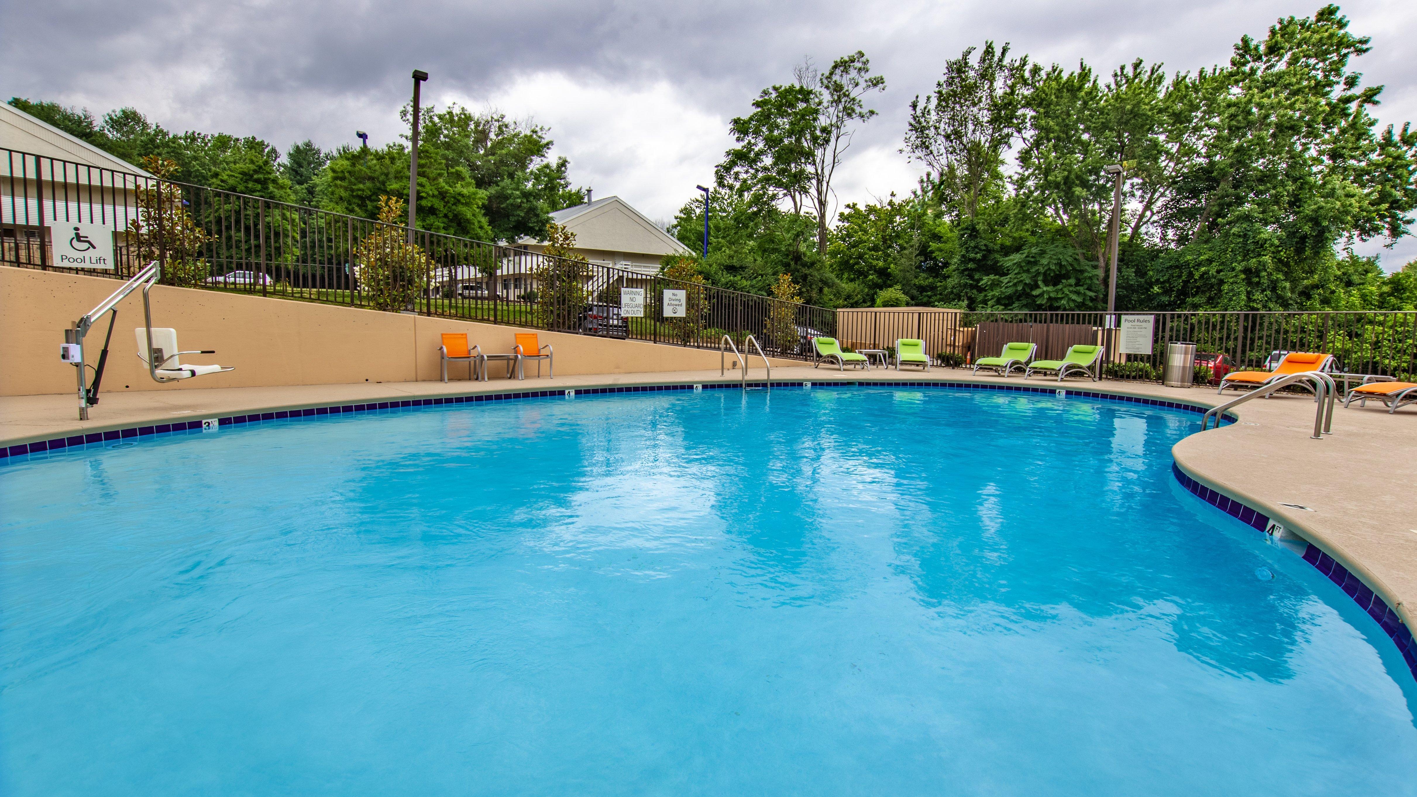 Holiday Inn Knoxville N - Merchant Drive By Ihg Екстериор снимка