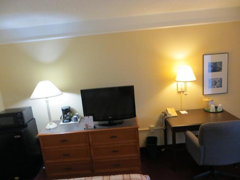 Holiday Inn Knoxville N - Merchant Drive By Ihg Екстериор снимка