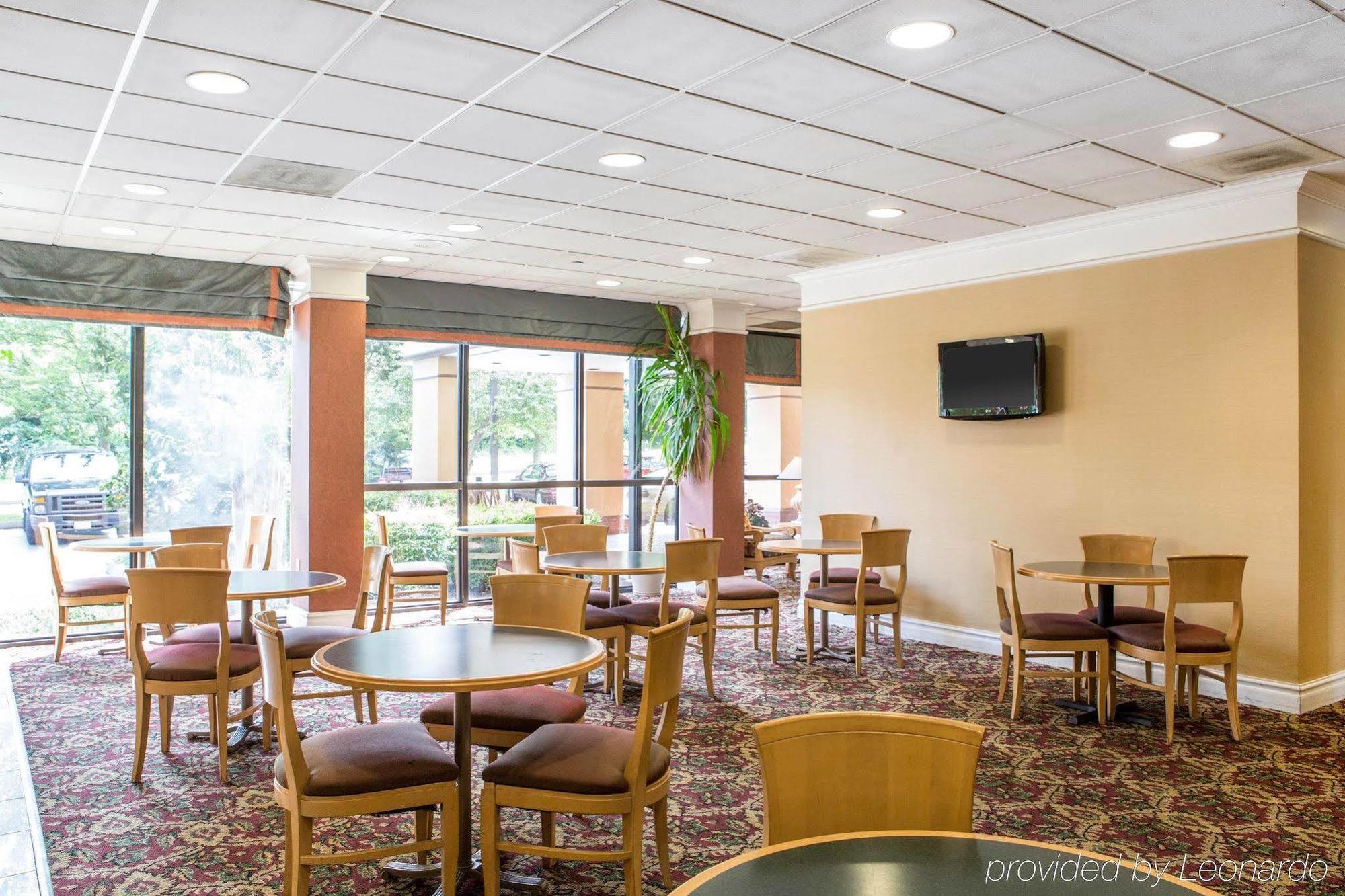 Holiday Inn Knoxville N - Merchant Drive By Ihg Екстериор снимка